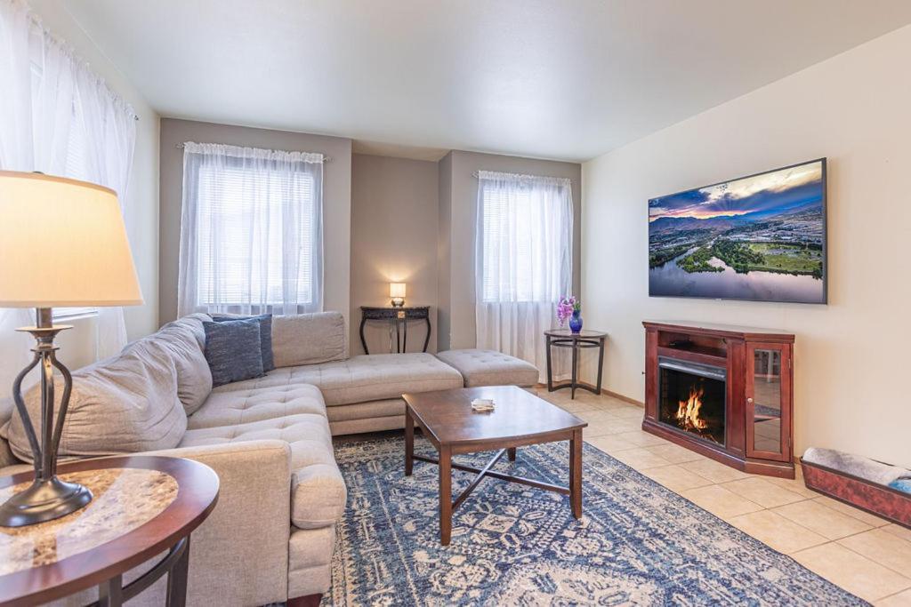 Walk To Downtown Leavenworth * Sleeps 6 + Pets * Ground Level Gem! Apartment ภายนอก รูปภาพ
