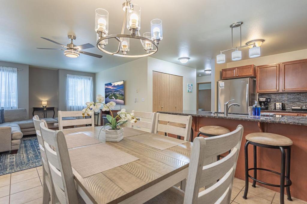 Walk To Downtown Leavenworth * Sleeps 6 + Pets * Ground Level Gem! Apartment ภายนอก รูปภาพ